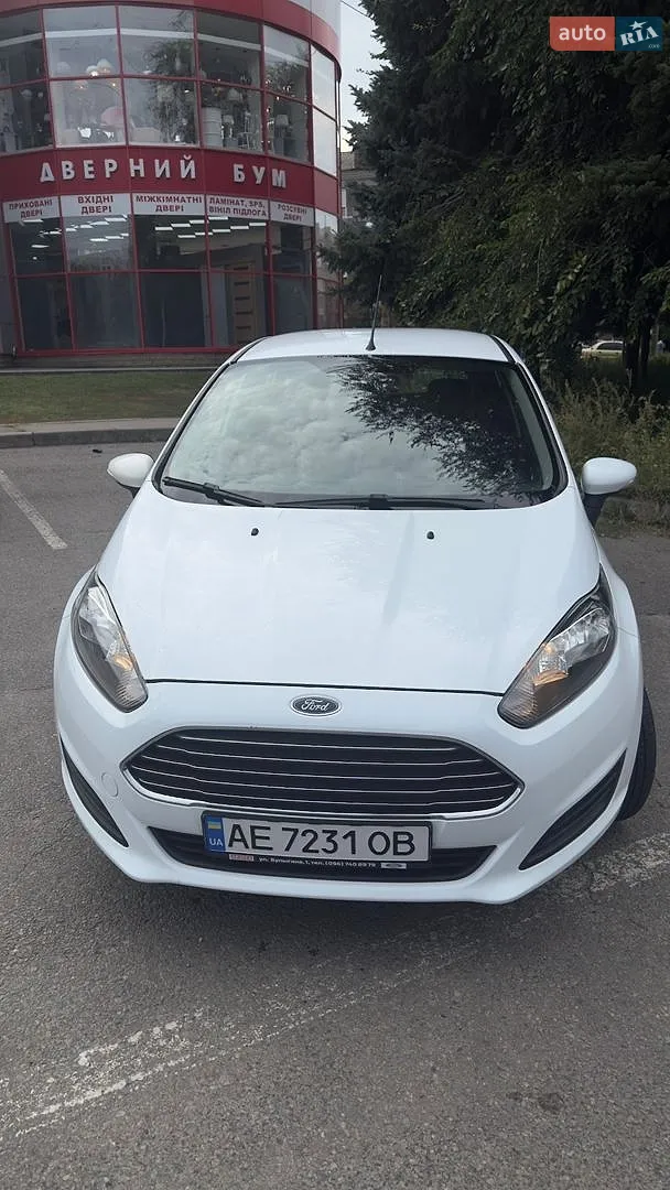 2013 Ford Fiesta - мініатюра 2