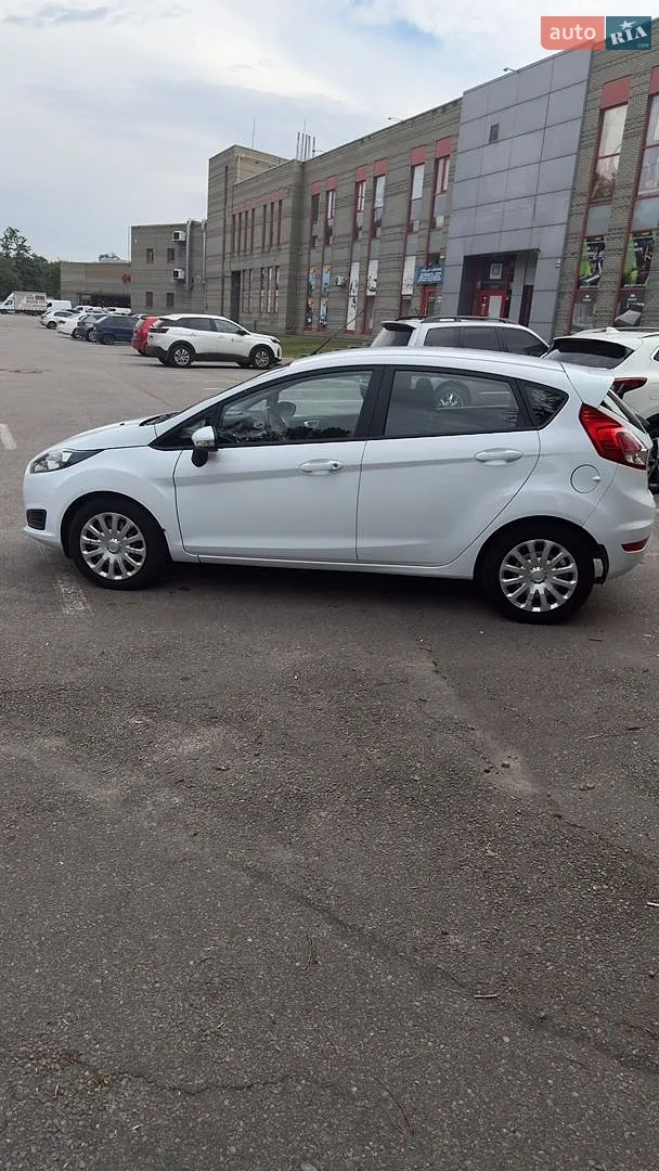 2013 Ford Fiesta - мініатюра 4