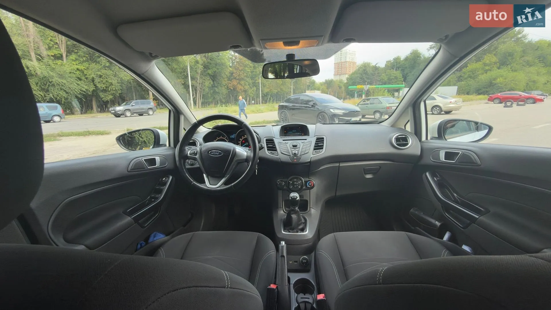 2013 Ford Fiesta - мініатюра 8