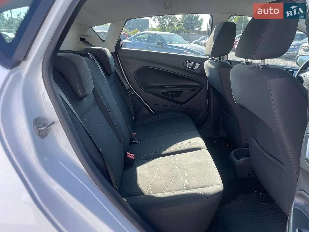2014 Ford Fiesta - мініатюра 11