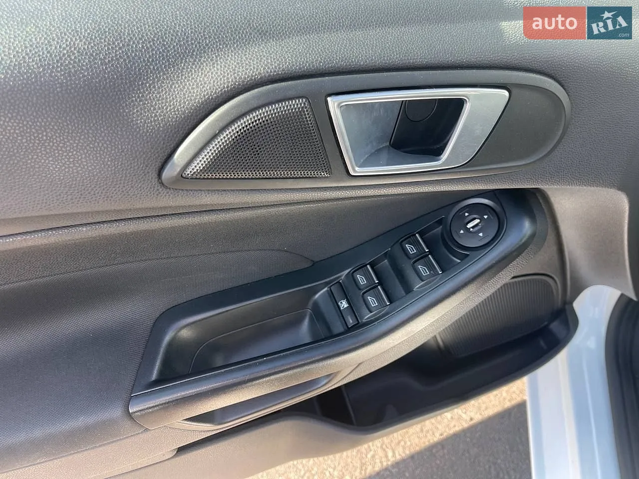 2014 Ford Fiesta - мініатюра 16