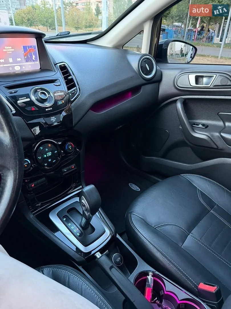 2016 Ford Fiesta - мініатюра 46