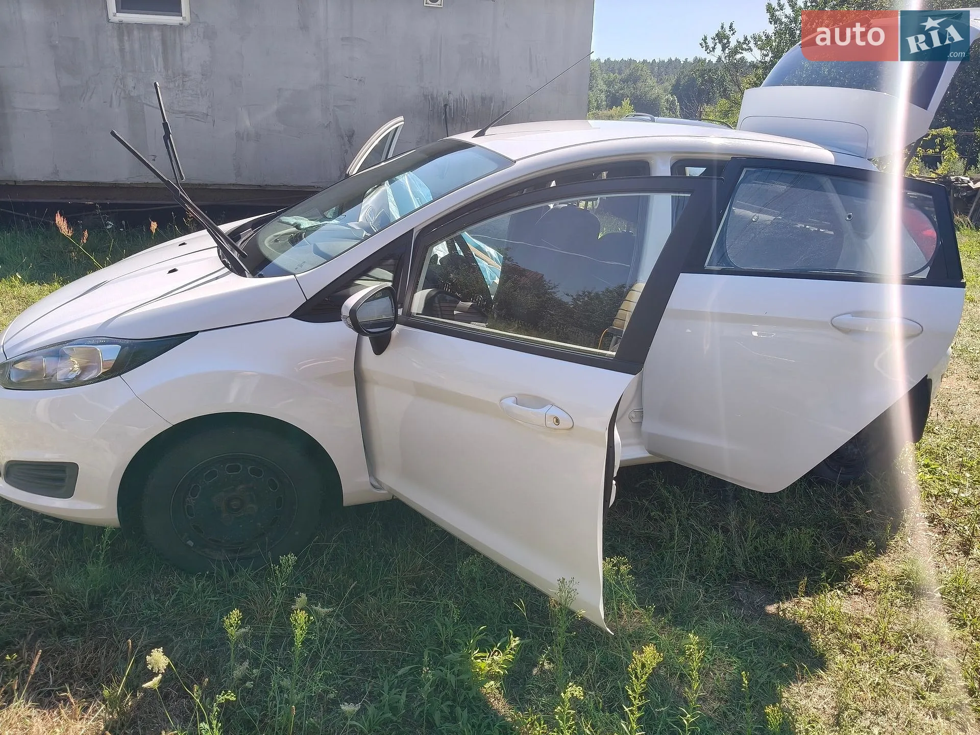 2013 Ford Fiesta - мініатюра 8