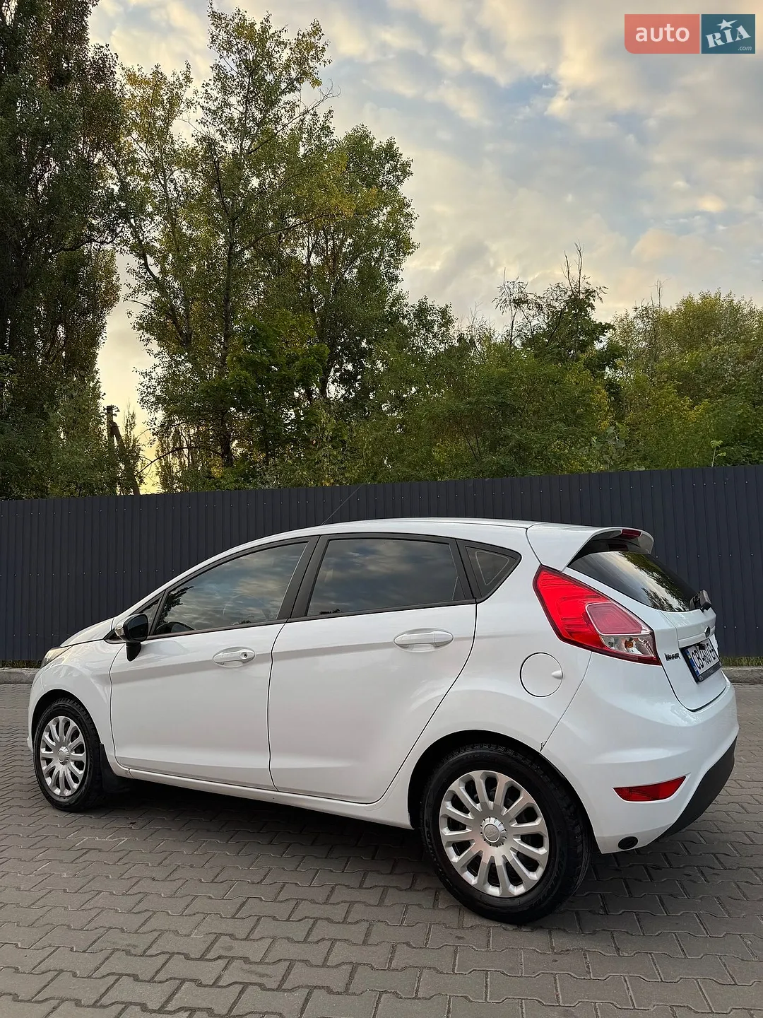2016 Ford Fiesta - мініатюра 3