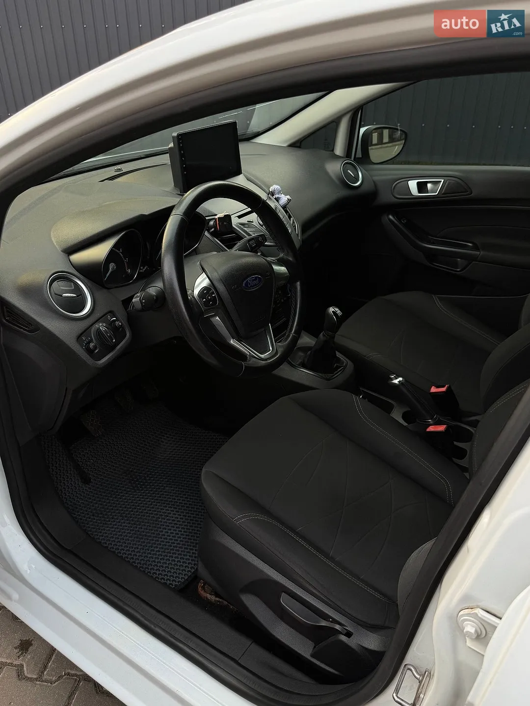 2016 Ford Fiesta - мініатюра 12