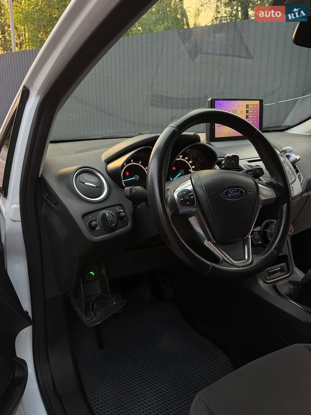 2016 Ford Fiesta - мініатюра 14