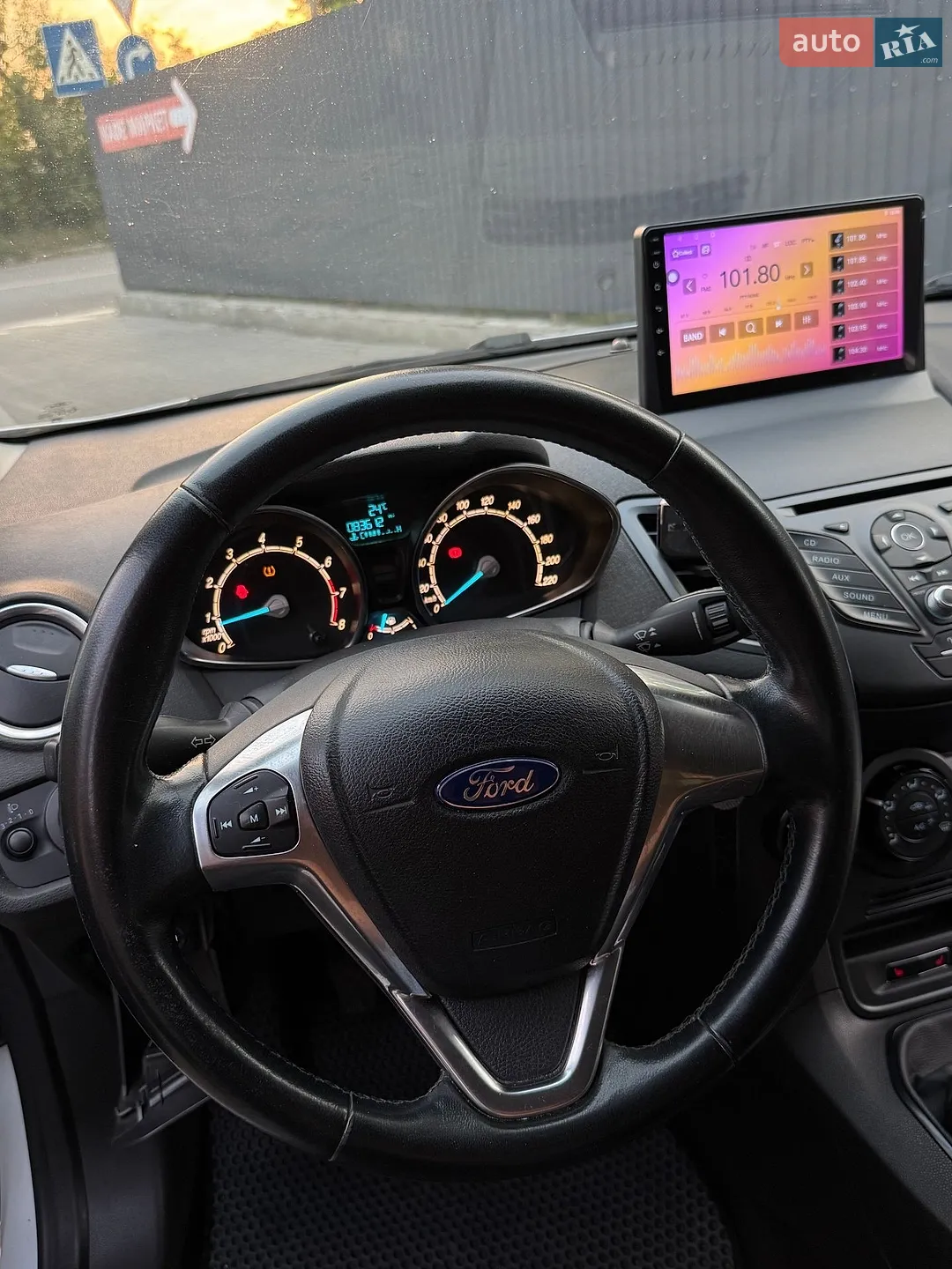 2016 Ford Fiesta - мініатюра 18