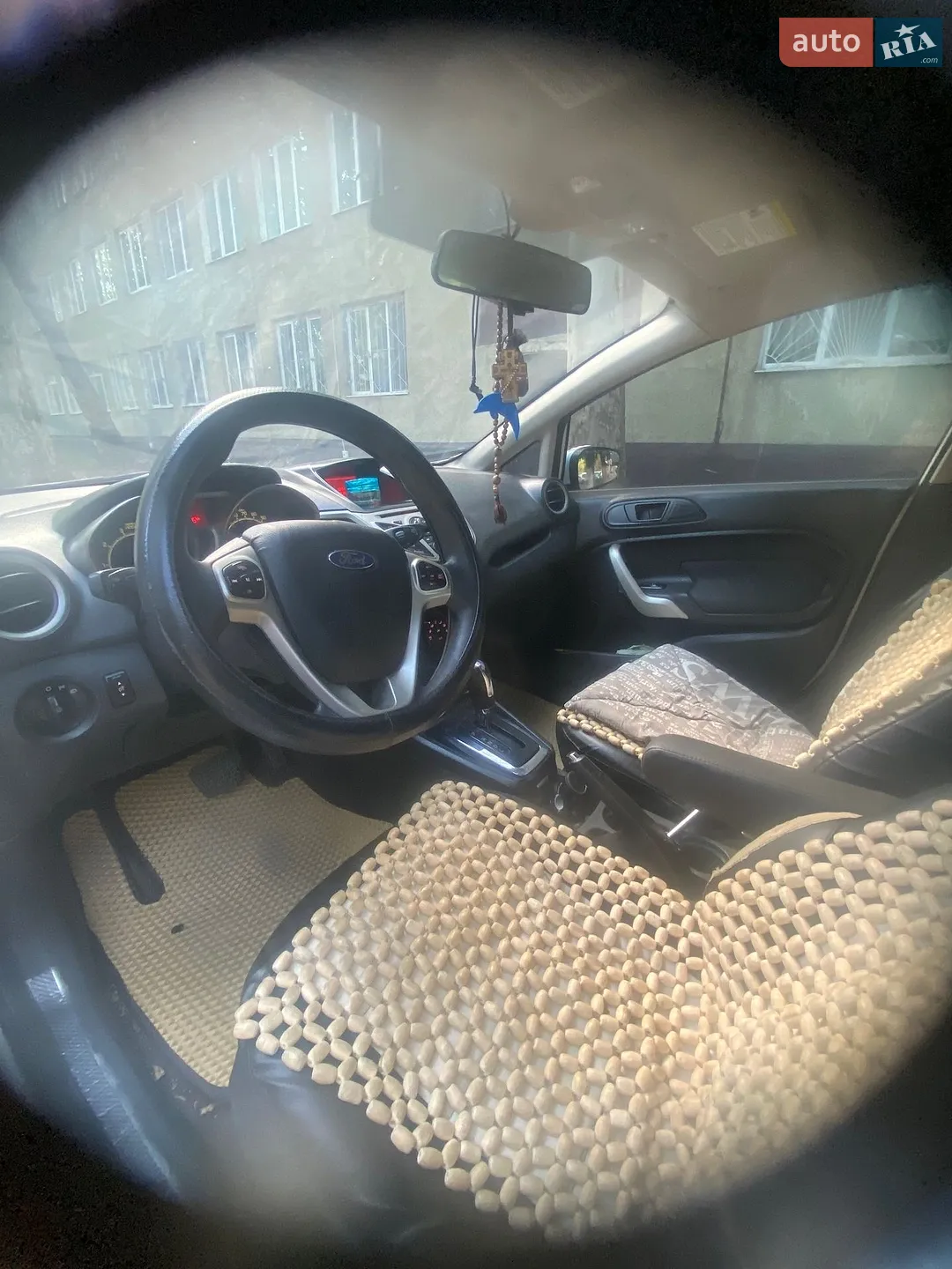 2011 Ford Fiesta - мініатюра 9