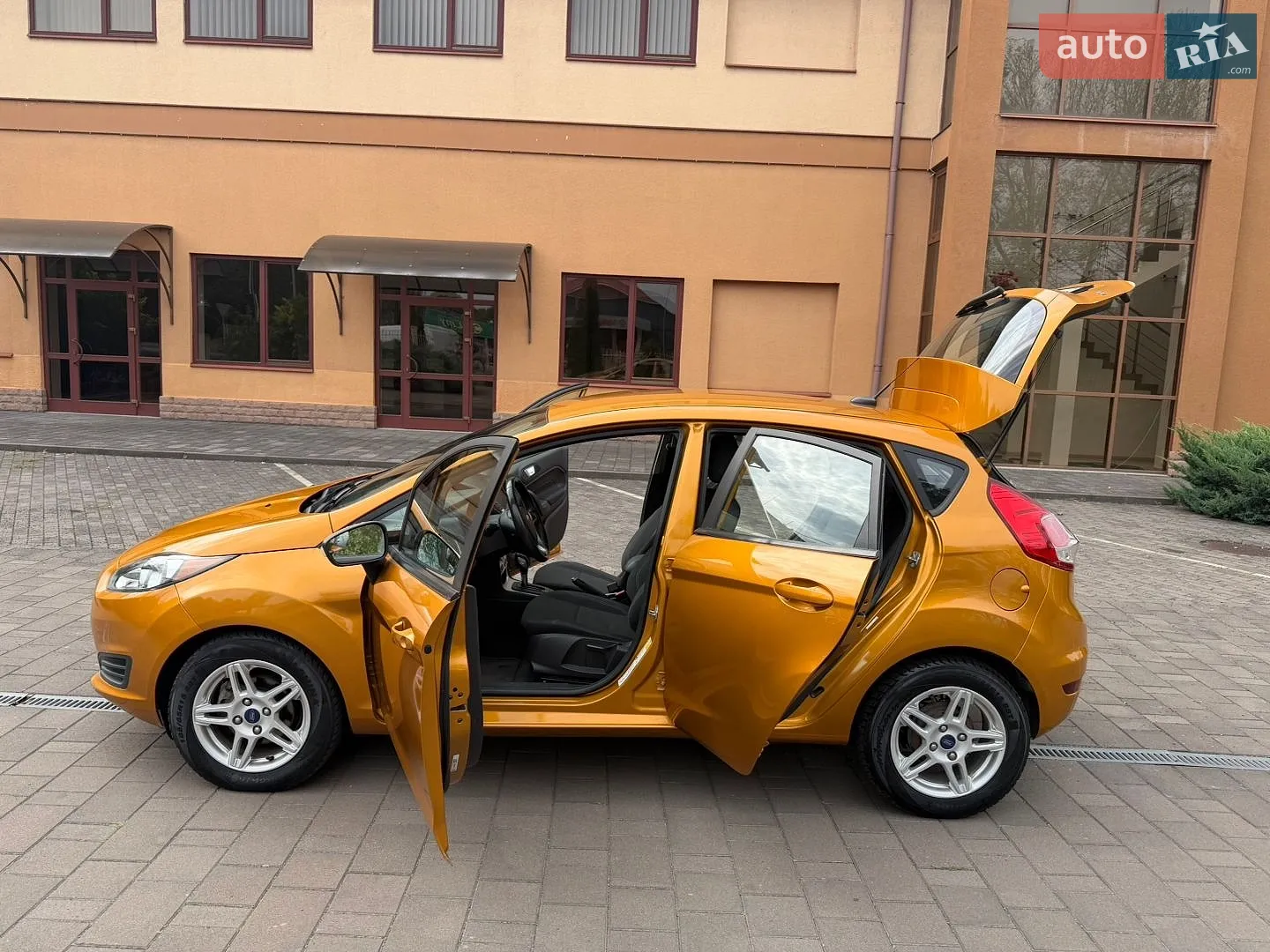 2016 Ford Fiesta - мініатюра 18