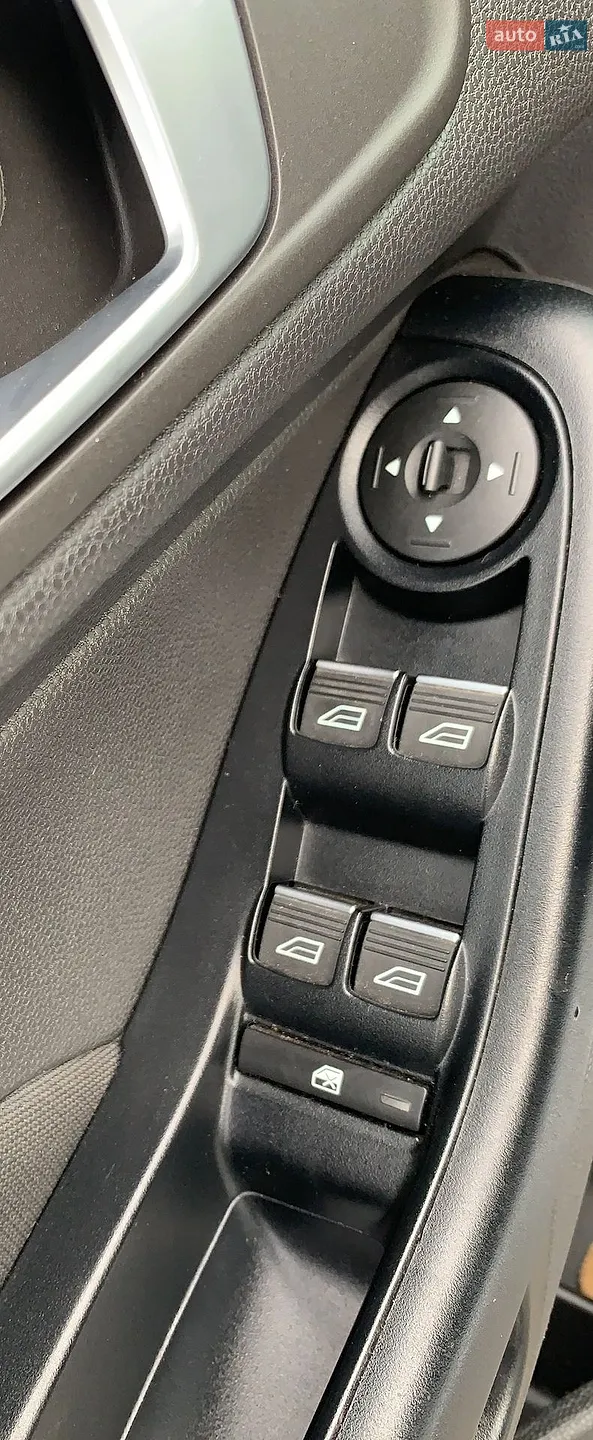 2016 Ford Fiesta - мініатюра 16