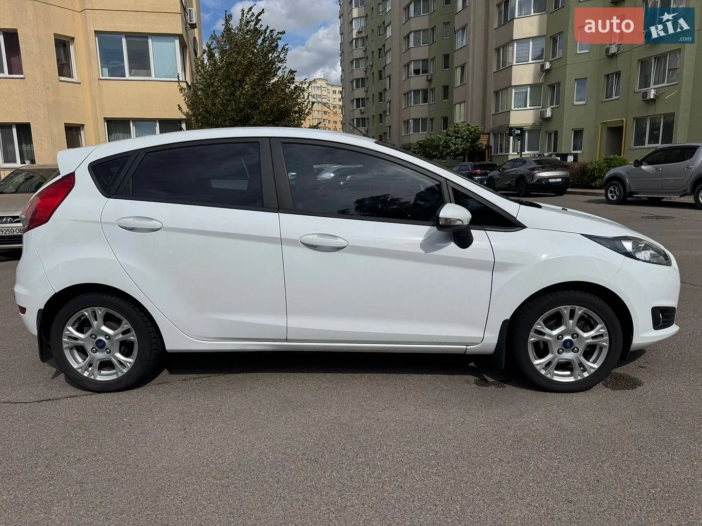 2016 Ford Fiesta - мініатюра 10