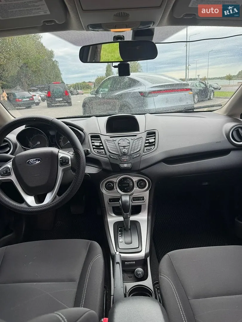 2013 Ford Fiesta - мініатюра 12