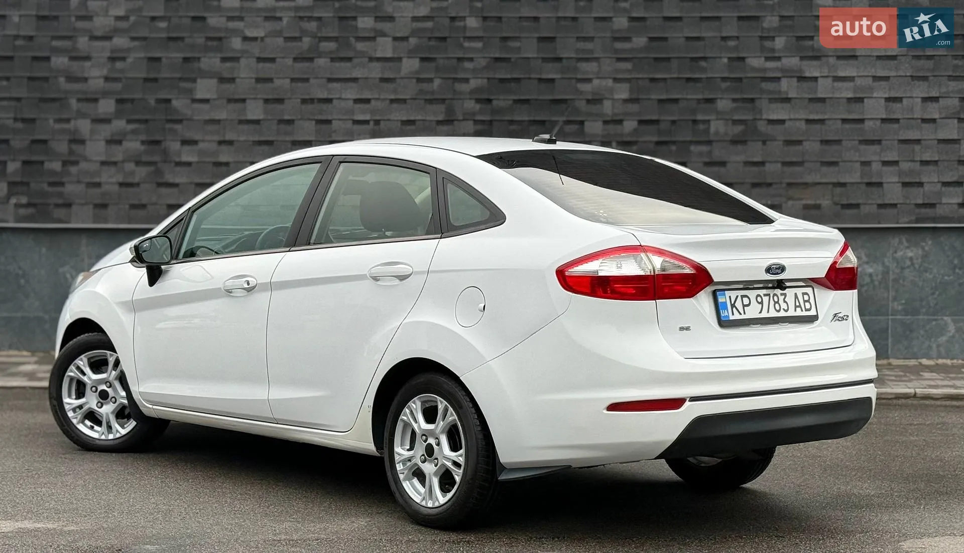 2015 Ford Fiesta - мініатюра 16