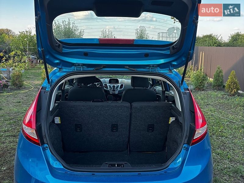 Хетчбек Ford Fiesta 2012 в Києві