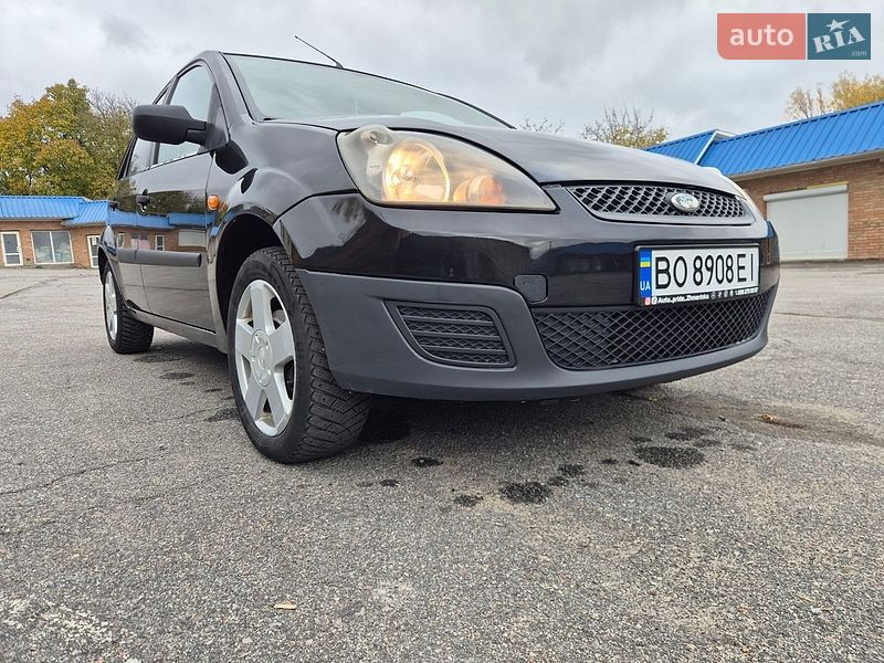 Хэтчбек Ford Fiesta 2006 в Жмеринке