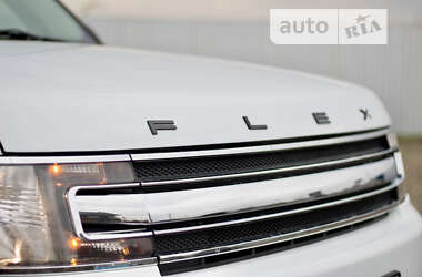 Внедорожник / Кроссовер Ford Flex 2018 в 