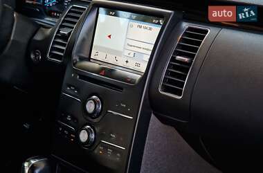 Внедорожник / Кроссовер Ford Flex 2017 в 