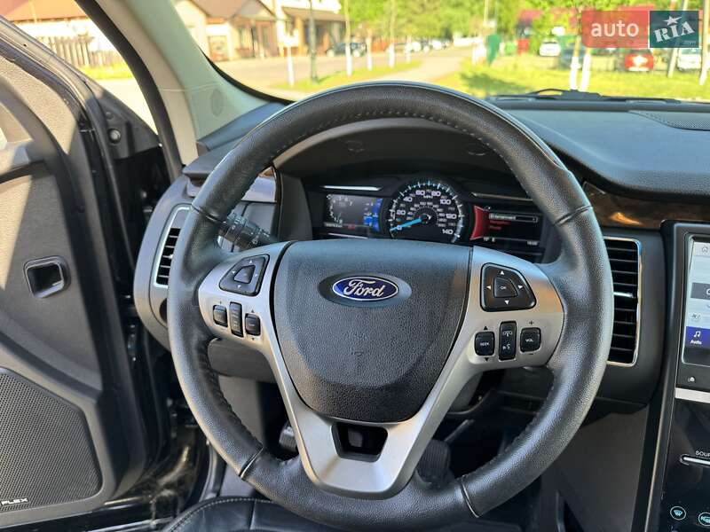 Внедорожник / Кроссовер Ford Flex 2019 в Сваляве