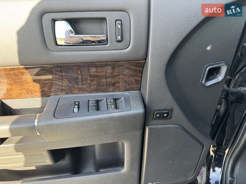 Внедорожник / Кроссовер Ford Flex 2019 в Сваляве