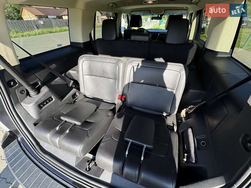 Внедорожник / Кроссовер Ford Flex 2019 в Сваляве