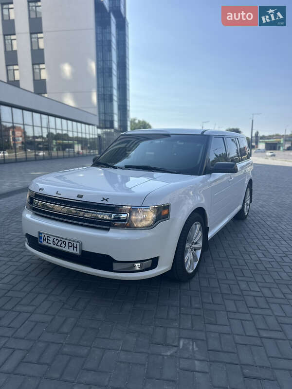 Внедорожник / Кроссовер Ford Flex 2014 в 