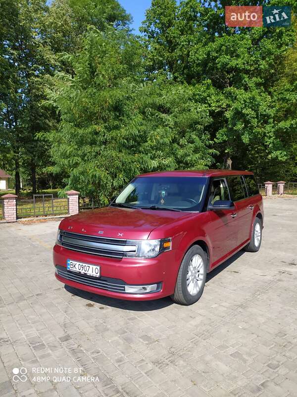 Внедорожник / Кроссовер Ford Flex 2017 в 