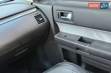 Позашляховик / Кросовер Ford Flex 2014 в 