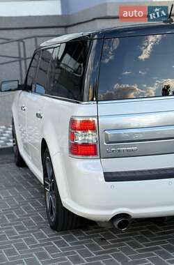 Позашляховик / Кросовер Ford Flex 2014 в 