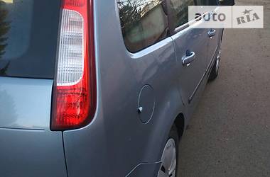 Мінівен Ford Focus C-Max 2005 в 