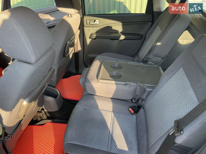 Микровэн Ford Focus C-Max 2003 в Сторожинце