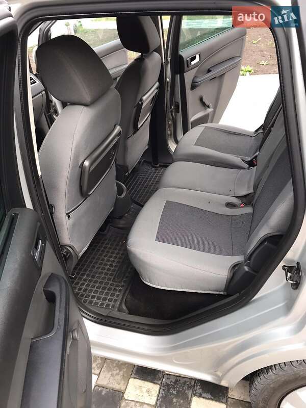 Микровэн Ford Focus C-Max 2007 в Городенке