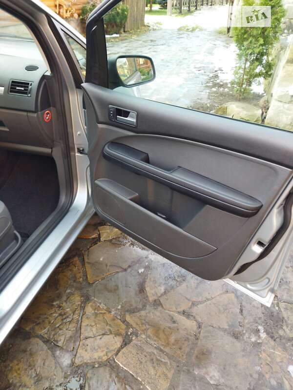 Мікровен Ford Focus C-Max 2005 в Яремчі фото 37 Мікровен Ford Focus C-Max 2005 в Яремчі