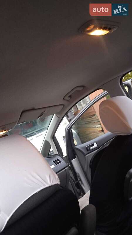 Микровэн Ford Focus C-Max 2003 в Тернополе фото 4 Микровэн Ford Focus C-Max 2003 в Тернополе