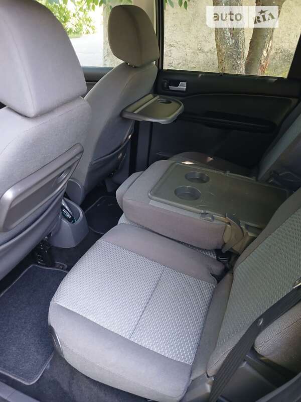 Минивэн Ford Focus C-Max 2005 в Житомире