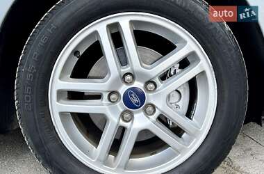 Мінівен Ford Focus C-Max 2005 в 