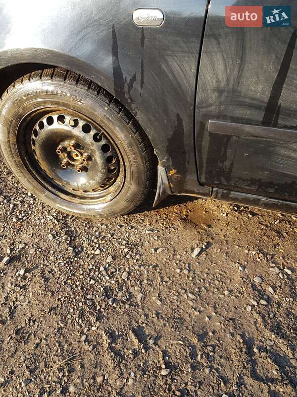 Минивэн Ford Focus C-Max 2006 в Черновцах