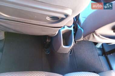 Мінівен Ford Focus C-Max 2004 в 
