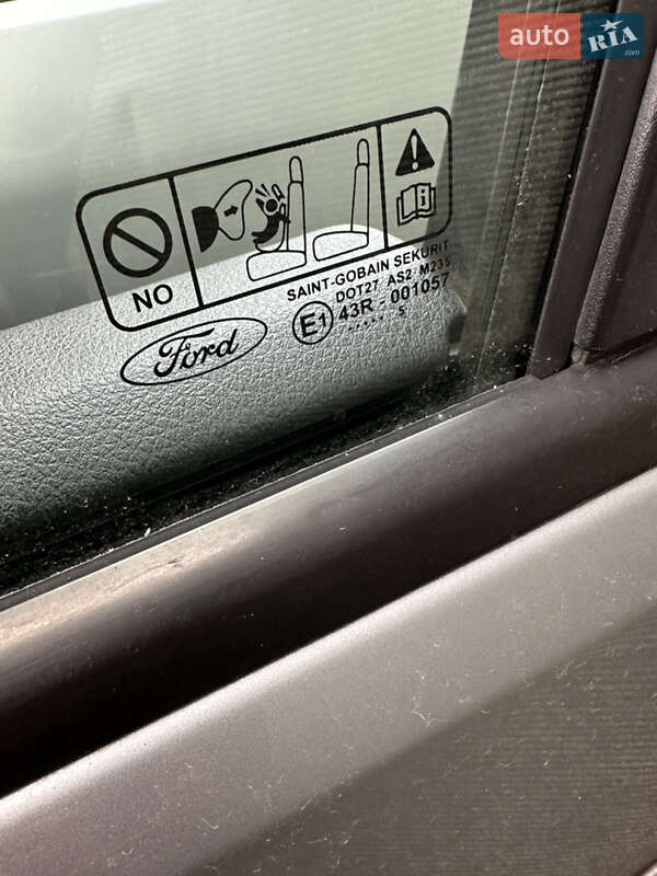 Мінівен Ford Focus C-Max 2005 в Чернівцях