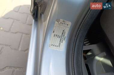 Минивэн Ford Focus C-Max 2004 в 
