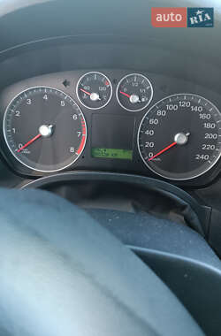 Мінівен Ford Focus C-Max 2006 в 