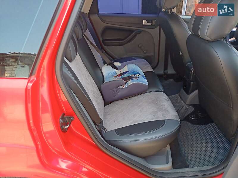 Мінівен Ford Focus C-Max 2009 в Житомирі