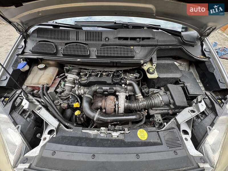 Мінівен Ford Focus C-Max 2006 в Рівному