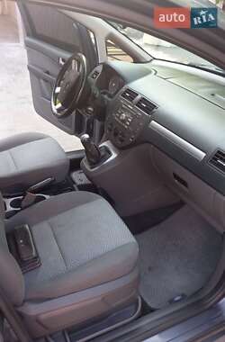 Мінівен Ford Focus C-Max 2005 в 