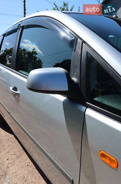 Минивэн Ford Focus C-Max 2004 в 