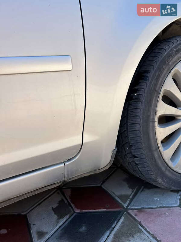 Минивэн Ford Focus C-Max 2008 в Гусятине