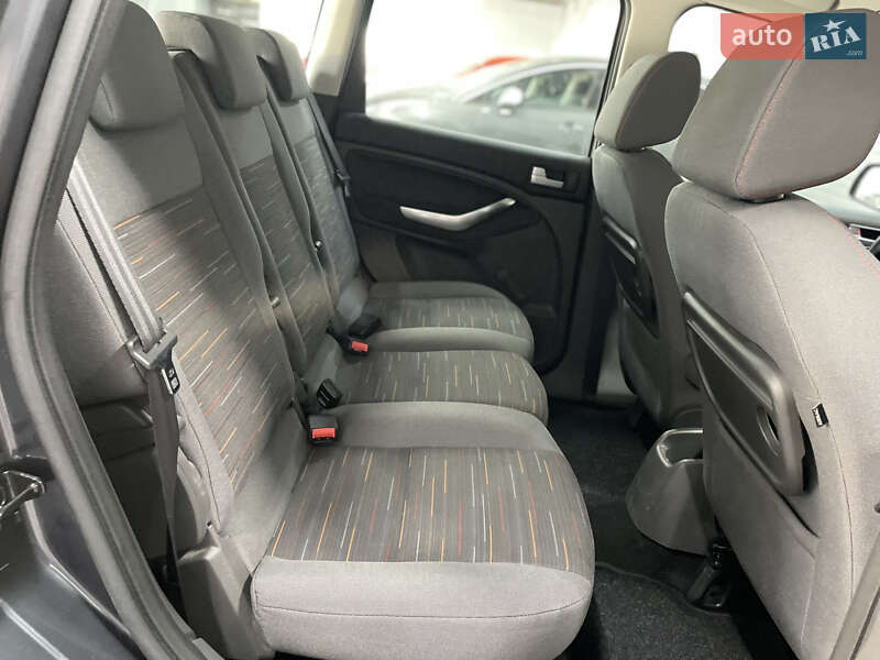 Минивэн Ford Focus C-Max 2010 в Стрые