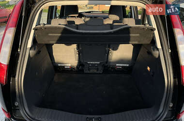 Минивэн Ford Focus C-Max 2004 в 