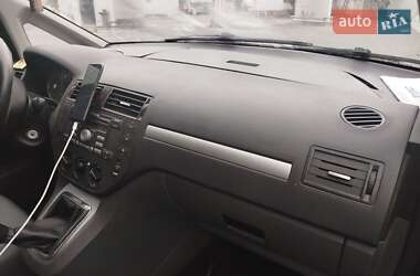 Минивэн Ford Focus C-Max 2006 в 