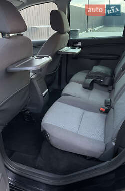 Мінівен Ford Focus C-Max 2005 в 