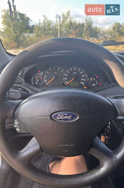 Минивэн Ford Focus C-Max 2003 в 